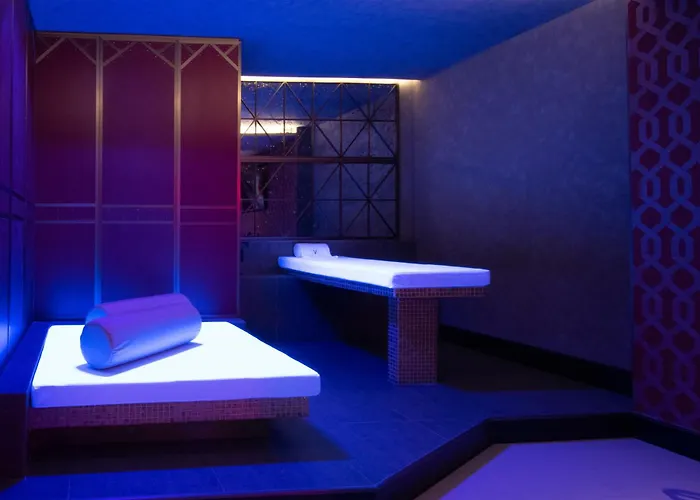 V Boutique Periferico Norte * Mexico City
