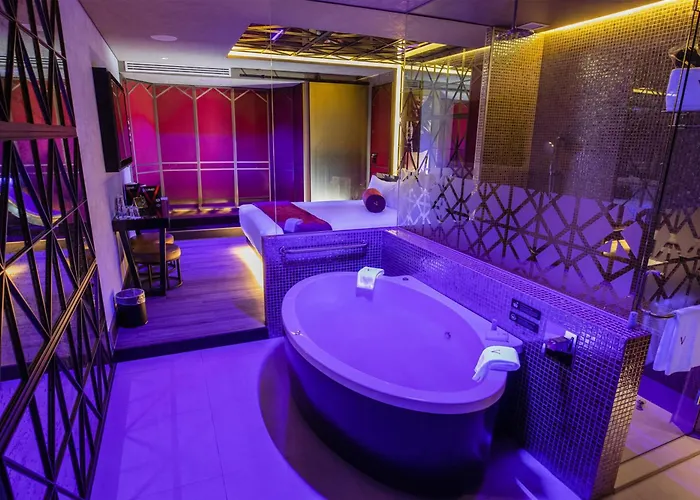 V Boutique Periferico Norte Hotel