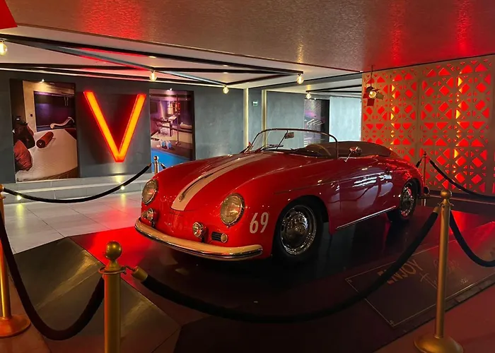 V Boutique Periferico Norte Hotel *
